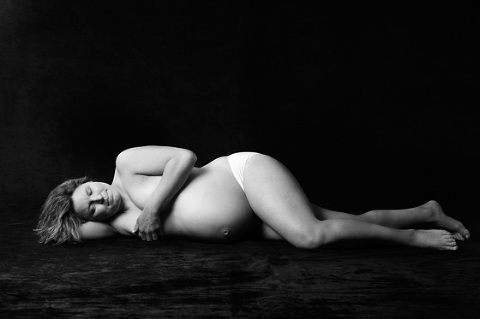 Melbourne Maternity Photography. Black and White Photography