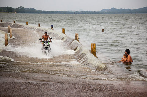 Explore Sri Lanka Dambulla 2013