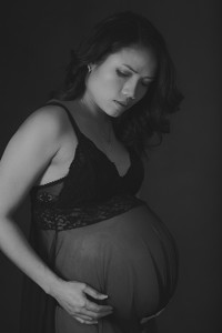 Fine art black and white pregnancy and maternity photography melbourne
