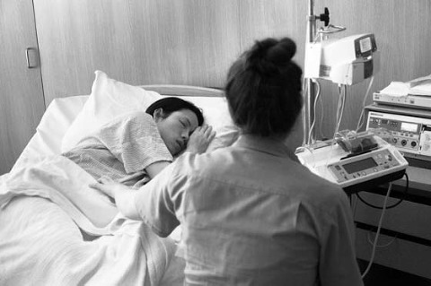 Child Birth Photography Melbourne Early monitoring