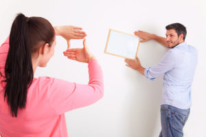 Photo wall ideas. Hanging photos on walls of home