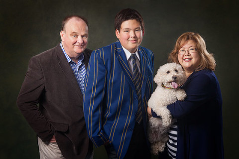 Familly Portrait Photographer with a Dog Melbourne